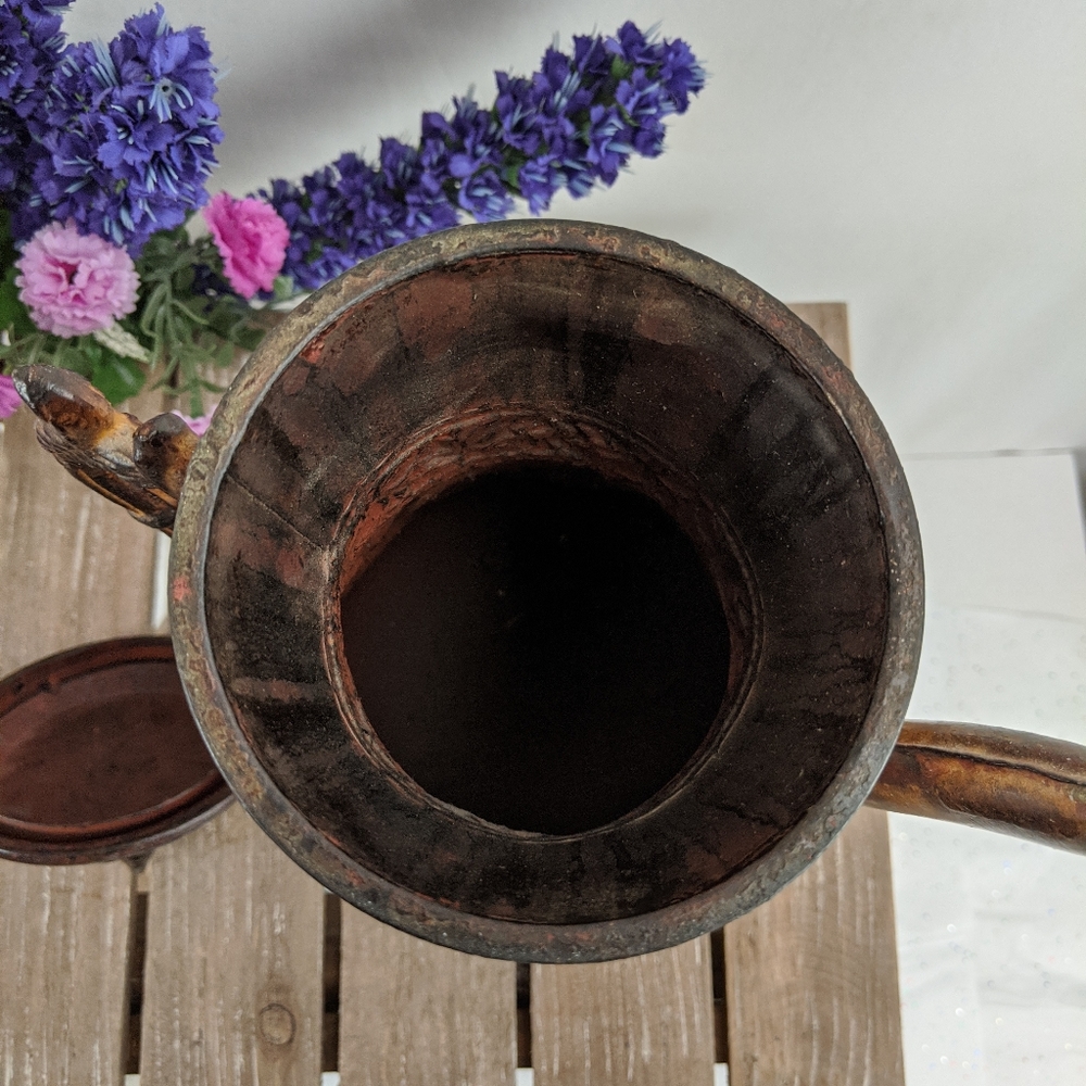 14" Ornate Vintage Style Rusty Heavy Metal Vessel - Picture 7 of 8